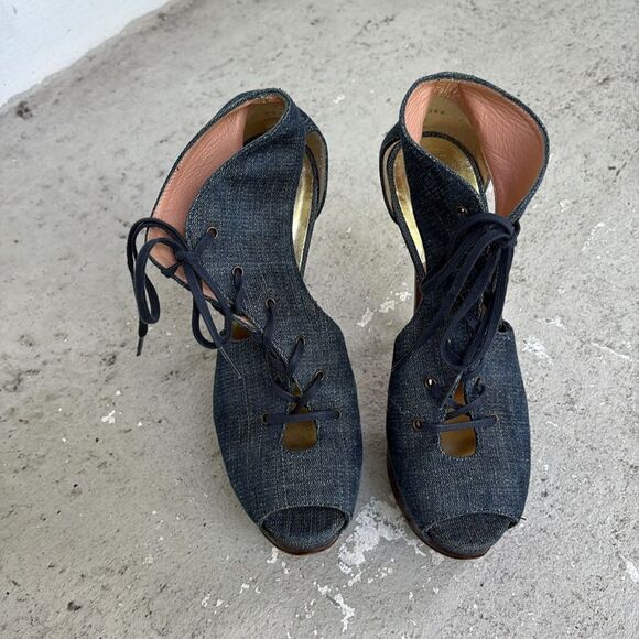 Stuart Weitzman, antique denim lace up platforms - Picture 4 of 10